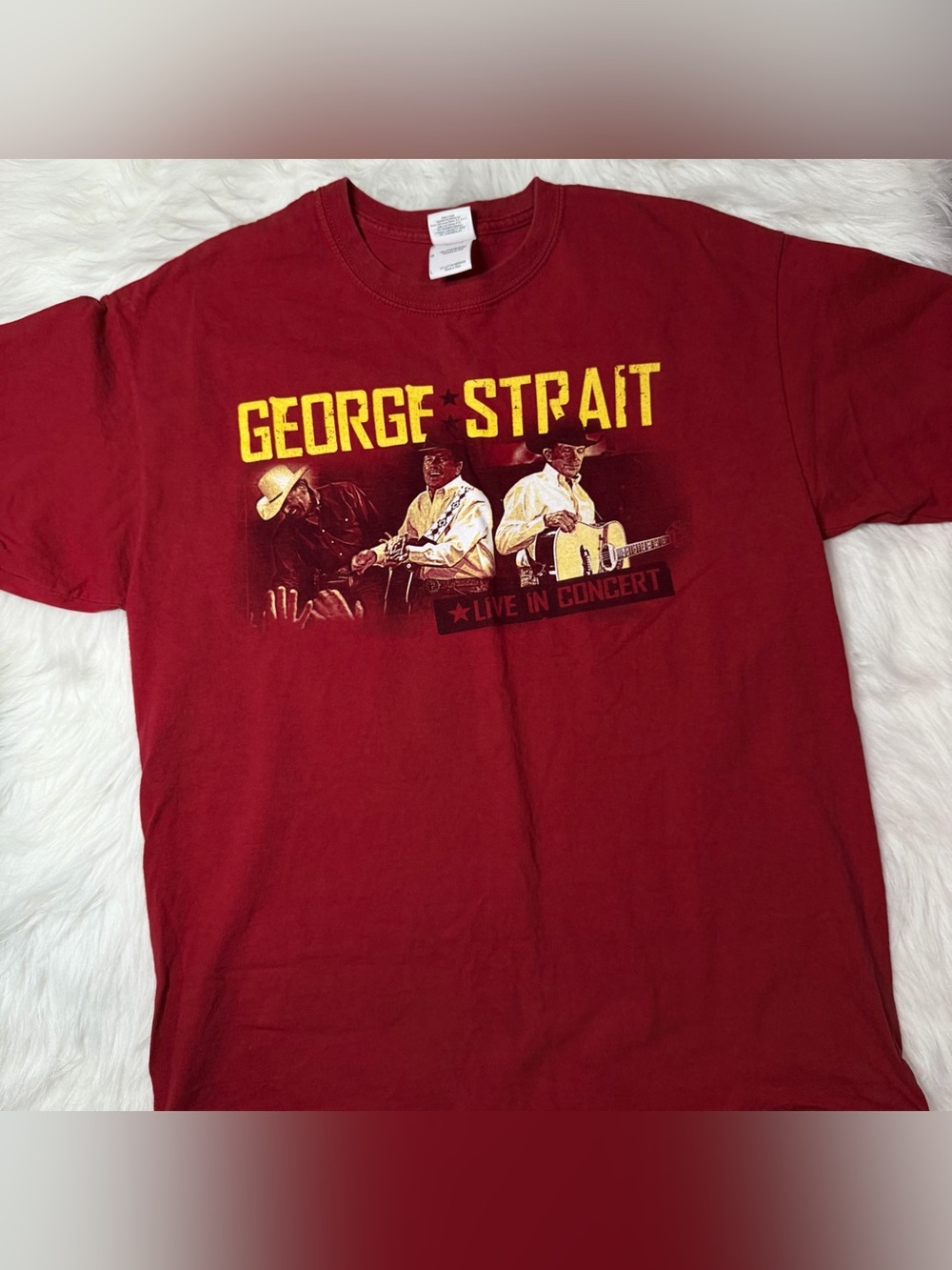 Vintage George Strait Red Tour Graphic Tee